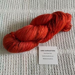 Little Lionhead Knits | fingering weight yarn | sock yarn | hand dyed
